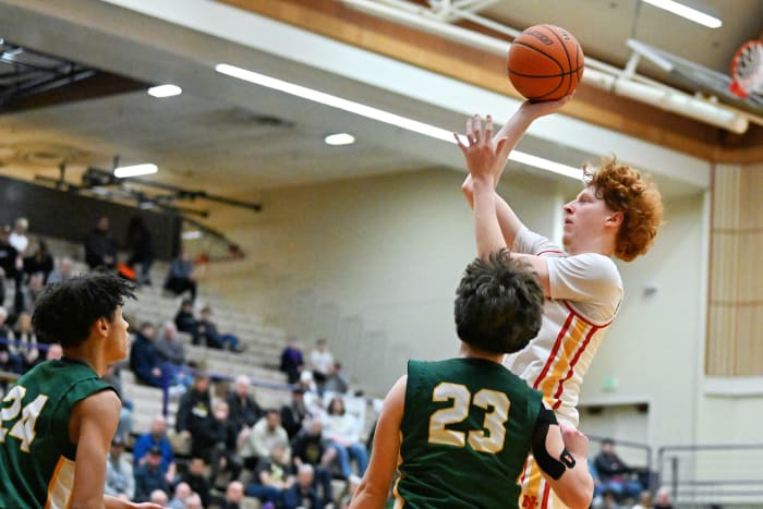 a Putnam North Eugene 5A Oregon boys basketball quarterfinal 2024 Leon Neuschwander 46